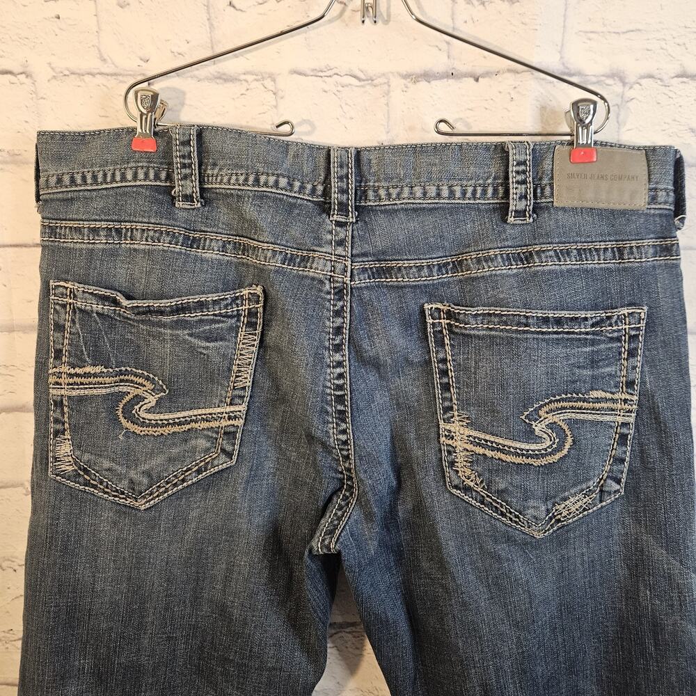 Silver Jeans Co Mens Zac Relaxed Fit Straight Leg Medium Wash Denim Size 42x34 - Picture 5 of 7